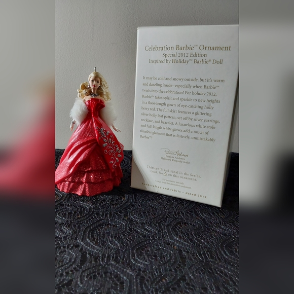 BARBIE SPECIAL EDITION 2012 KEEPSAKE ORNAMENT - Picture 2 of 3